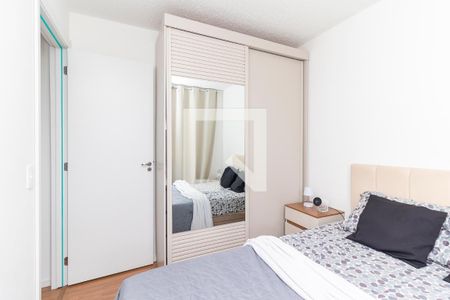 Quarto 1 de apartamento para alugar com 2 quartos, 40m² em Jardim Helian, São Paulo