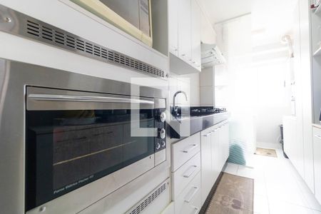 Cozinha de apartamento à venda com 2 quartos, 64m² em Swift, Campinas