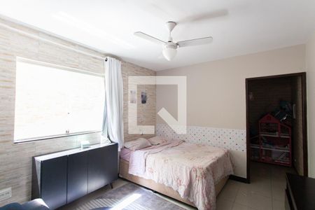 Quarto 1  de casa à venda com 3 quartos, 220m² em São João Batista, Belo Horizonte