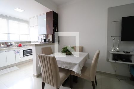 Sala de apartamento para alugar com 2 quartos, 48m² em Santa Mônica, Uberlândia