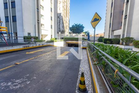 Entrada da garagem de apartamento à venda com 3 quartos, 67m² em Jardim Melo, Diadema