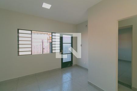 Sala de casa à venda com 2 quartos, 90m² em Jardim Leblon, Belo Horizonte