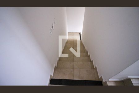 Escada de apartamento à venda com 2 quartos, 77m² em Vila Alpina, São Paulo
