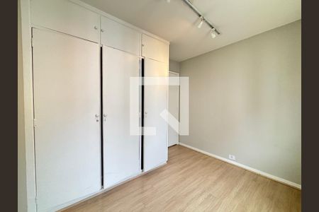 Quarto de apartamento à venda com 2 quartos, 89m² em Itaim Bibi, São Paulo