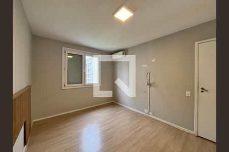 Suíte de apartamento à venda com 2 quartos, 89m² em Itaim Bibi, São Paulo