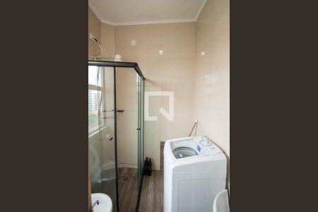 Banheiro de kitnet/studio para alugar com 1 quarto, 45m² em Sé, São Paulo