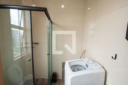 Banheiro de kitnet/studio para alugar com 1 quarto, 45m² em Sé, São Paulo