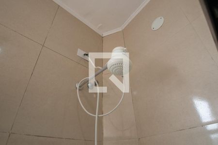 Banheiro de kitnet/studio para alugar com 1 quarto, 45m² em Sé, São Paulo