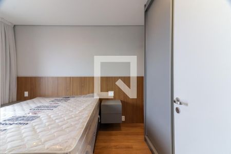 Quarto de apartamento à venda com 1 quarto, 77m² em Pinheiros, São Paulo