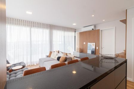 Sala de apartamento à venda com 2 quartos, 77m² em Pinheiros, São Paulo