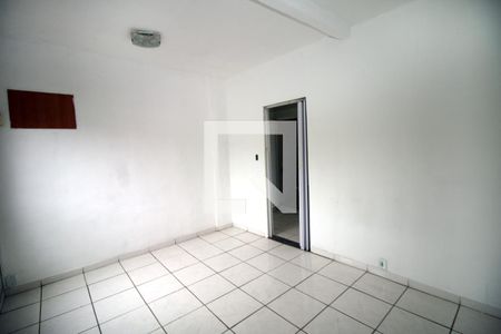 Quarto 1 de casa para alugar com 2 quartos, 52m² em Irajá, Rio de Janeiro