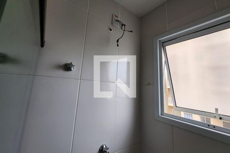 Banheiro de apartamento para alugar com 2 quartos, 57m² em Jardim Nossa Senhora de Fátima, Hortolândia