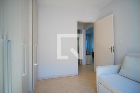 Quarto 2 de apartamento à venda com 3 quartos, 74m² em Jardim Itu, Porto Alegre
