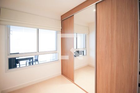 Quarto de apartamento à venda com 2 quartos, 66m² em Vila Olímpia, São Paulo