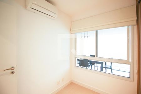 Quarto de apartamento à venda com 2 quartos, 66m² em Vila Olímpia, São Paulo