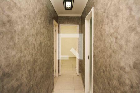 Corredor de apartamento à venda com 2 quartos, 58m² em Vila Ema, São Paulo