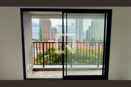 Sacada de kitnet/studio à venda com 1 quarto, 24m² em Pinheiros, São Paulo