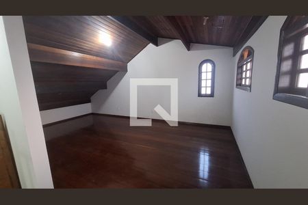 Escritório de casa para alugar com 3 quartos, 320m² em Cidade Cruzeiro do Sul, Suzano