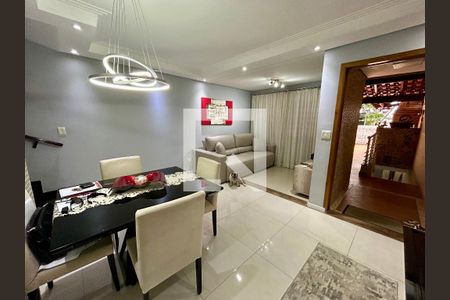 Sala de casa à venda com 2 quartos, 120m² em Jardim Santa Clara, Guarulhos