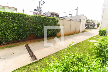 Vista do Quarto 1 de apartamento para alugar com 2 quartos, 49m² em Jardim das Oliveiras, Itaquaquecetuba