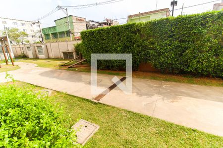 Vista da Sala de apartamento para alugar com 2 quartos, 49m² em Jardim das Oliveiras, Itaquaquecetuba