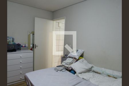 Quarto 2 de casa à venda com 2 quartos, 217m² em Jardim Roberto, Osasco