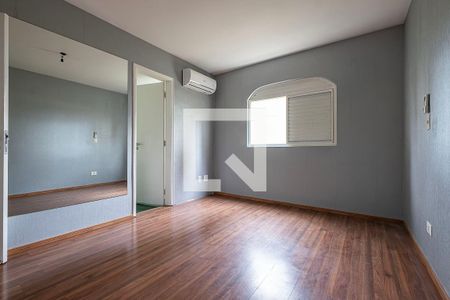 Suíte 1 de apartamento à venda com 5 quartos, 155m² em Vila Madalena, São Paulo