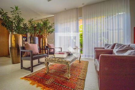 Sala de casa à venda com 5 quartos, 687m² em Perdizes, São Paulo