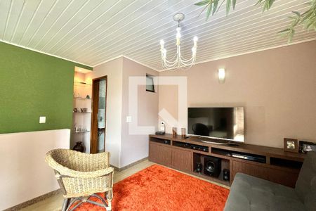 Sala de TV de apartamento à venda com 2 quartos, 120m² em Vila Guarani, São Paulo