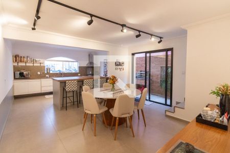 Sala de Jantar de casa à venda com 3 quartos, 230m² em Vila Sonia, São Paulo