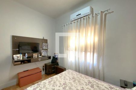  Quarto 1 de casa à venda com 8 quartos, 326m² em João Pinheiro, Belo Horizonte