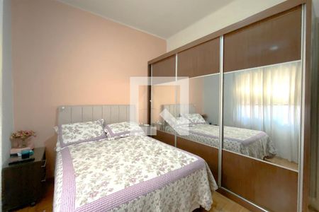  Quarto 1 de casa à venda com 8 quartos, 326m² em João Pinheiro, Belo Horizonte