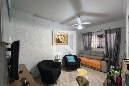 Sala de casa para alugar com 3 quartos, 256m² em Canto do Forte, Praia Grande