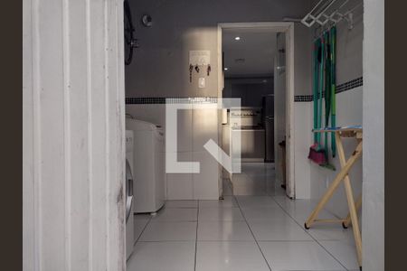 Lavanderia de apartamento à venda com 2 quartos, 72m² em Medianeira, Porto Alegre