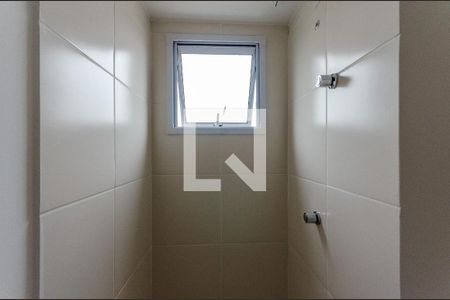 Banheiro de apartamento à venda com 2 quartos, 34m² em Vila Pereira Barreto, São Paulo
