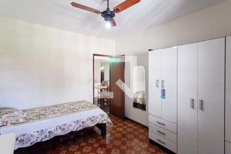 Quarto 1 de casa à venda com 3 quartos, 180m² em Santa Terezinha, Belo Horizonte