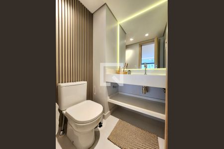 Lavabo de apartamento à venda com 3 quartos, 146m² em Moema, São Paulo