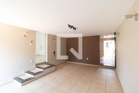 Sala  de casa à venda com 4 quartos, 264m² em Jardim Guanabara, Campinas