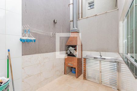 Área de serviço e churrasqueira de casa à venda com 3 quartos, 100m² em Parque Bristol, São Paulo
