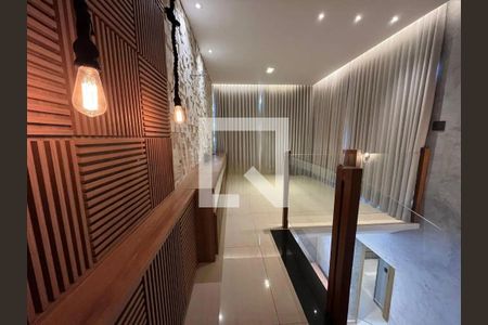 Corredor de apartamento para alugar com 2 quartos, 120m² em Santa Cruz, Belo Horizonte