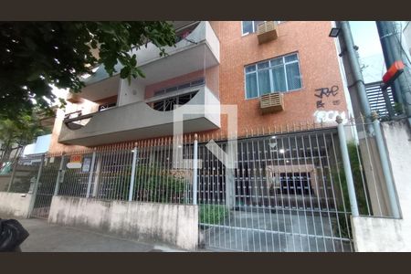 Fachada com Placa de apartamento à venda com 3 quartos, 100m² em Taquara, Rio de Janeiro
