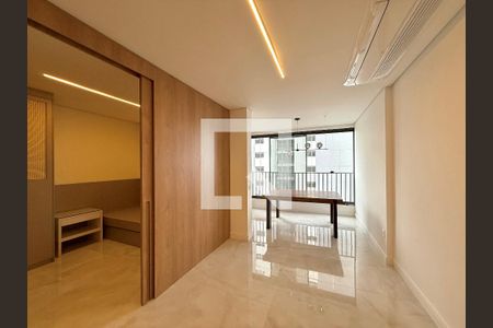 Sala  de apartamento à venda com 2 quartos, 58m² em Santo Amaro, São Paulo