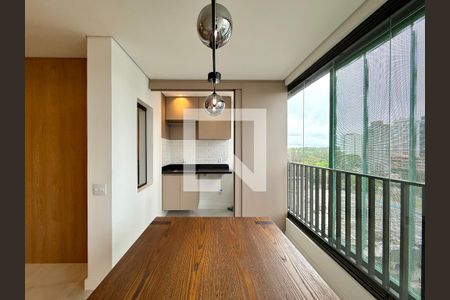 Sala  de apartamento à venda com 2 quartos, 58m² em Santo Amaro, São Paulo