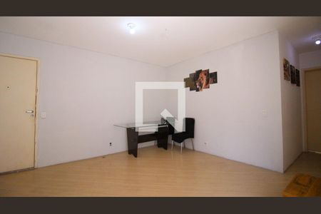 Sala de apartamento para alugar com 2 quartos, 67m² em Sítio da Figueira, São Paulo