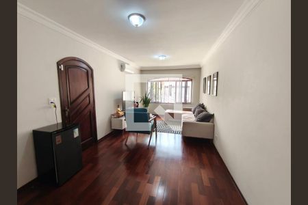 Sala de casa para alugar com 4 quartos, 250m² em Vila Granada, São Paulo