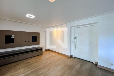 Sala de apartamento à venda com 3 quartos, 107m² em Vila Lucia Elvira, São Paulo