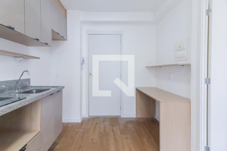 Sala/Cozinha de apartamento para alugar com 1 quarto, 25m² em Vila Butantã, São Paulo