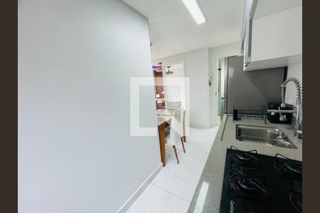 Cozinha de apartamento à venda com 2 quartos, 36m² em Vila Flora, Guarulhos