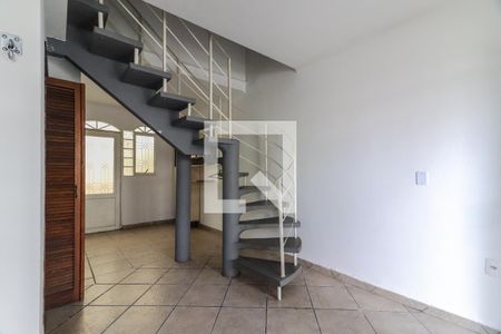 Sala de casa à venda com 5 quartos, 90m² em Vila Universitaria, São Paulo