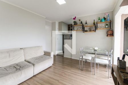 Sala de apartamento à venda com 2 quartos, 45m² em Vila Carmosina, São Paulo